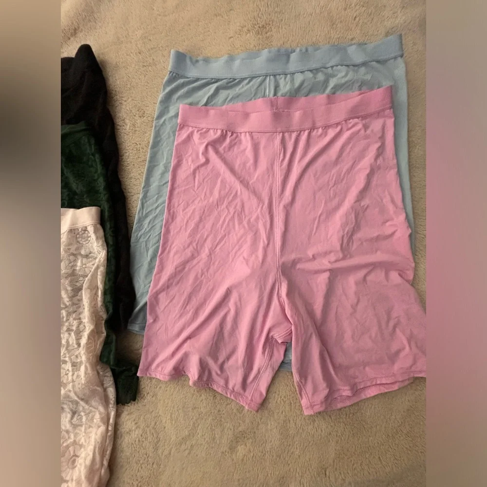 Aerie bike shorts - Picture 4 of 7